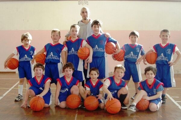 ucb-2003-2004-01